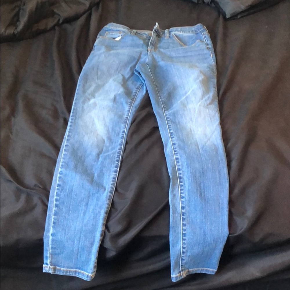 High waisted skinny jeans